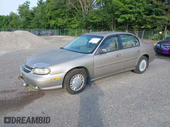 2000 Chevrolet Malibu z VIN 1G1ND52JXY6241997, wystawiony jako IAAI lot #42550617 z przebiegiem 130 503 mil mil oraz . Historia ofert i sprzedaży dostępna na DreamBid. Obrazek 2.