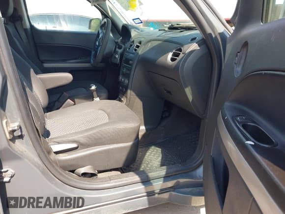 ✅ 2009 Chevrolet HHR LS • VIN: 3GNCA33B69S528583 • Lot: 42035133. Listed on IAAI with 311,333 mi. Free auction sales archive from the USA and detailed vehicle history report at DreamBid. Image 5.