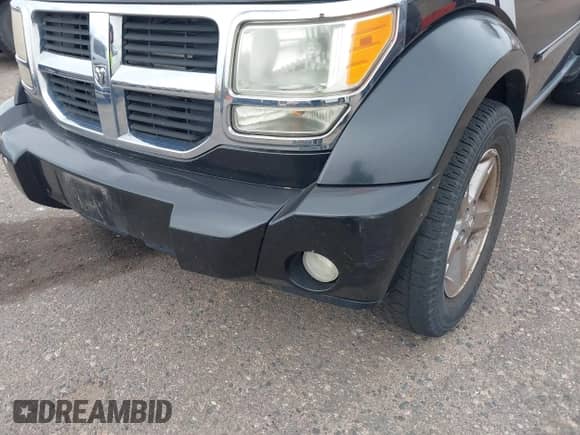 2008 Dodge Nitro SLT z VIN 1D8GU58K88W238520, wystawiony jako IAAI lot #43610184 z przebiegiem 122 628 mil mil oraz . Historia ofert i sprzedaży dostępna na DreamBid. Obrazek 6.