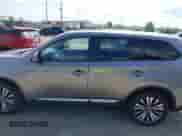 2019 Mitsubishi Outlander ES с VIN JA4AZ3A31KZ012493, выставлен на аукционе IAAI как лот 42517837 с пробегом 109 906 миль миль и . История ставок и продаж доступна на DreamBid. Изображение 14.