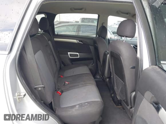 ✅ 2012 Chevrolet Captiva Sport LS • VIN: 3GNAL2EK9CS549542 • Lot: 42899692. Wystawiony na IAAI z przebiegiem 140 099 mil. Bezpłatny archiwum sprzedaży aukcyjnych z USA i szczegółowy raport historii pojazdu na DreamBid. Zdjęcie 8.