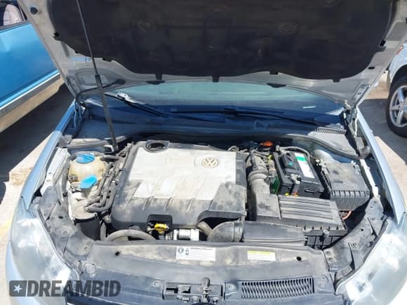 ✅ 2014 Volkswagen Jetta TDI w/Sunroof & Nav • VIN: 3VWPL7AJ8EM608162 • Lot: 42516807. Listed on IAAI with 173,798 mi. Free auction sales archive from the USA and detailed vehicle history report at DreamBid. Image 10.