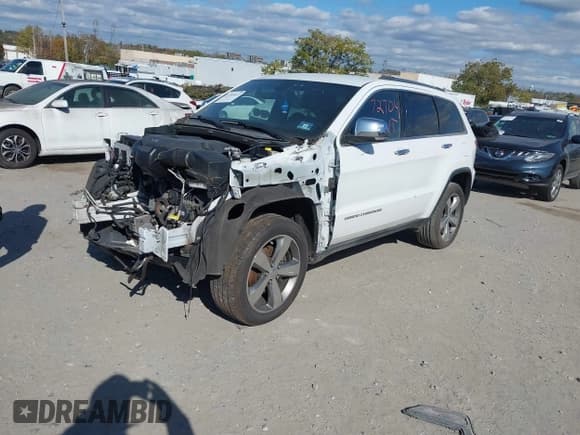 ✅ 2015 Jeep Grand Cherokee Limited • VIN: 1C4RJEBG8FC823035 • Lot: 43509653. Wystawiony na IAAI z przebiegiem Nie podano. Bezpłatny archiwum sprzedaży aukcyjnych z USA i szczegółowy raport historii pojazdu na DreamBid. Zdjęcie 16.