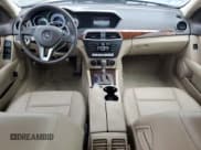 ✅ 2013 Mercedes-Benz C 300 Sport • VIN: WDDGF8AB3DG131793 • Lot: 82359405. Wystawiony na Copart z przebiegiem 107 236 mil. Bezpłatny archiwum sprzedaży aukcyjnych z USA i szczegółowy raport historii pojazdu na DreamBid. Zdjęcie 8.