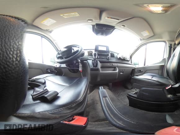 ✅ 2020 Ford Transit Cargo • VIN: 1FTYE1Y84LKA10687 • Лот: 42374438. Опубликован ранее на IAAI с пробегом 227 620 миль. Бесплатный доступ к архиву аукционных продаж из США и подробный отчёт об истории автомобиля на DreamBid. Изображение 18.