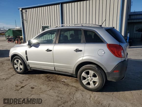 ✅ 2014 Chevrolet Captiva Sport LS • VIN: 3GNAL2EK3ES635044 • Лот: 43379455. Опубликован ранее на Copart с пробегом 144 153 миль. Бесплатный доступ к архиву аукционных продаж из США и подробный отчёт об истории автомобиля на DreamBid. Изображение 2.