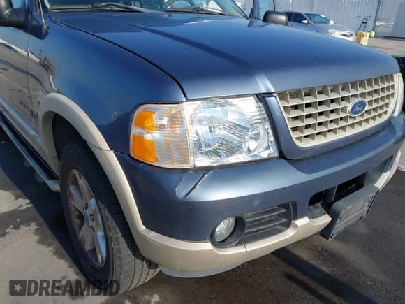 ✅ 2005 Ford Explorer Eddie Bauer • VIN: 1FMDU74W65UA91963 • Лот: 42754843. Опубликован ранее на IAAI с пробегом 240 676 миль. Бесплатный доступ к архиву аукционных продаж из США и подробный отчёт об истории автомобиля на DreamBid. Изображение 6.
