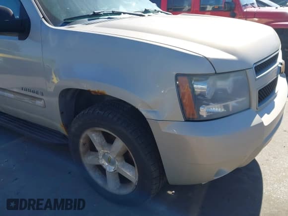 ✅ 2007 Chevrolet Tahoe LT • VIN: 1GNFK13037R100001 • Лот: 43585790. Опубликован ранее на IAAI с пробегом 196 067 миль. Бесплатный доступ к архиву аукционных продаж из США и подробный отчёт об истории автомобиля на DreamBid. Изображение 6.