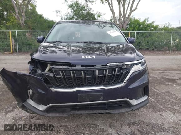 ✅ 2022 Kia Carnival LXS • VIN: KNDNB4H37N6127127 • Lot: 42728783. Wystawiony na IAAI z przebiegiem 107 135 mil. Bezpłatny archiwum sprzedaży aukcyjnych z USA i szczegółowy raport historii pojazdu na DreamBid. Zdjęcie 12.