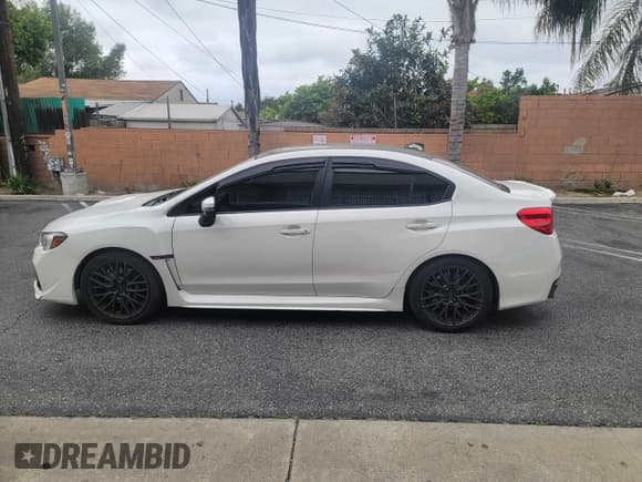 ✅ 2016 Subaru WRX STI Limited • VIN: JF1VA2Z66G9810377 • Лот: 83915055. Опубликован ранее на Copart с пробегом 125 625 миль. Бесплатный доступ к архиву аукционных продаж из США и подробный отчёт об истории автомобиля на DreamBid. Изображение 11.