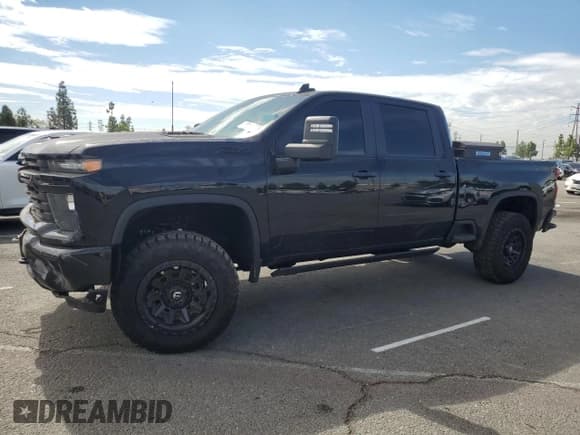 ✅ 2025 Chevrolet Silverado 2500HD Custom • VIN: 2GC4KME70S1200098 • Lot: 80285845. Wystawiony na Copart z przebiegiem 1 202 mil. Bezpłatny archiwum sprzedaży aukcyjnych z USA i szczegółowy raport historii pojazdu na DreamBid. Zdjęcie 1.