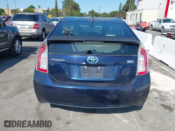 ✅ 2014 Toyota Prius Four • VIN: JTDKN3DU8E0391236 • Lot: 43067275. Wystawiony na IAAI z przebiegiem 230 155 mil. Bezpłatny archiwum sprzedaży aukcyjnych z USA i szczegółowy raport historii pojazdu na DreamBid. Zdjęcie 16.