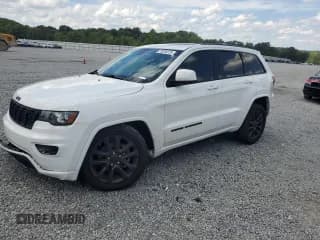✅ 2018 Jeep Grand Cherokee Laredo E • VIN: 1C4RJEAGXJC168757 • Lot: 70284725. Listed on Copart with 60,840 mi. Free auction sales archive from the USA and detailed vehicle history report at DreamBid. Image 1.