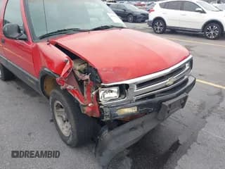 ✅ 1995 Chevrolet Blazer • VIN: 1GNCS13W7S2172327 • Lot: 42441948. Wystawiony na IAAI z przebiegiem 174 250 mil. Bezpłatny archiwum sprzedaży aukcyjnych z USA i szczegółowy raport historii pojazdu na DreamBid. Zdjęcie 6.