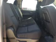 ✅ 2014 Chevrolet Suburban • VIN: 1GNSC5E06ER138660 • Lot: 86876575. Wystawiony na Copart z przebiegiem 159 523 mil. Bezpłatny archiwum sprzedaży aukcyjnych z USA i szczegółowy raport historii pojazdu na DreamBid. Zdjęcie 11.