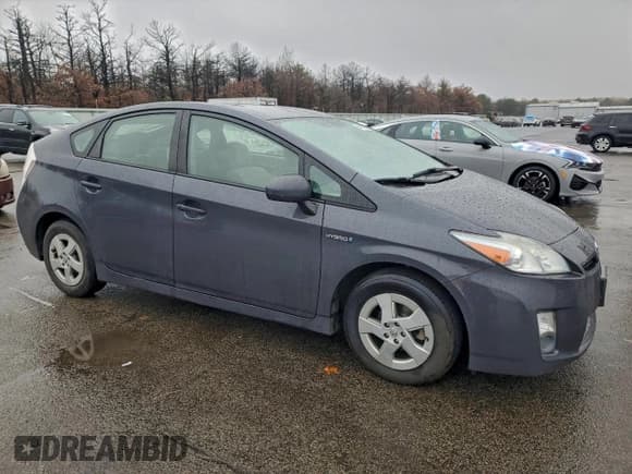 ✅ 2010 Toyota Prius III • VIN: JTDKN3DU9A5045600 • Лот: 94323975. Опубликован ранее на Copart с пробегом 200 083 миль. Бесплатный доступ к архиву аукционных продаж из США и подробный отчёт об истории автомобиля на DreamBid. Изображение 4.