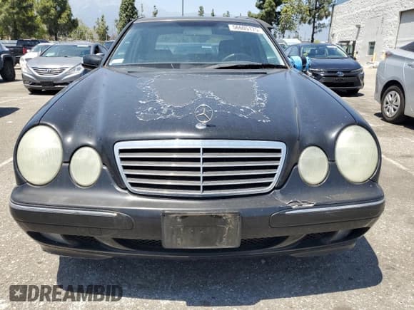 ✅ 2000 Mercedes-Benz E 320/430 4 Matic • VIN: WDBJF82G0YX028667 • Lot: 56605175. Listed on Copart with 83,242 mi. Free auction sales archive from the USA and detailed vehicle history report at DreamBid. Image 5.