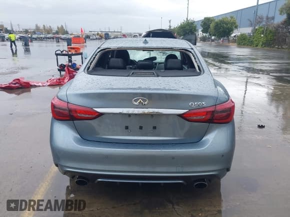 ✅ 2018 Infiniti Q50 Luxe • VIN: JN1EV7AP4JM356363 • Lot: 43443105. Listed on IAAI with 75,011 mi. Free auction sales archive from the USA and detailed vehicle history report at DreamBid. Image 16.
