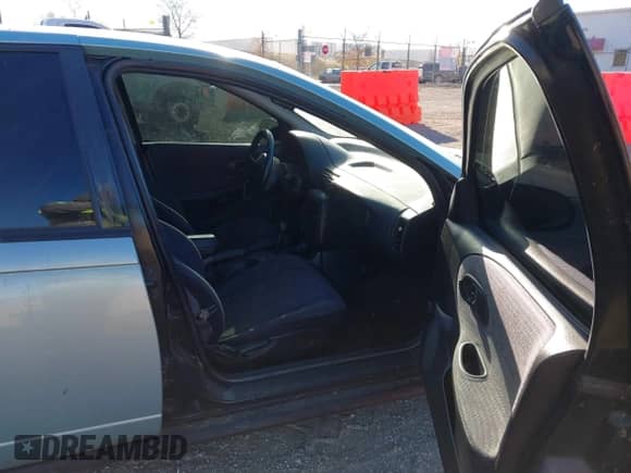 1997 Saturn SL с VIN 1G8ZH5286VZ216755, выставлен на аукционе IAAI как лот 43581076 с пробегом 125 317 миль миль и . История ставок и продаж доступна на DreamBid. Изображение 5.