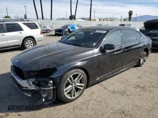 ✅ 2018 BMW 7 Series 750i • VIN: WBA7F0C54JGM23724 • Lot: 89399285. Listed on Copart with 141,167 mi. Free auction sales archive from the USA and detailed vehicle history report at DreamBid. Image 1.