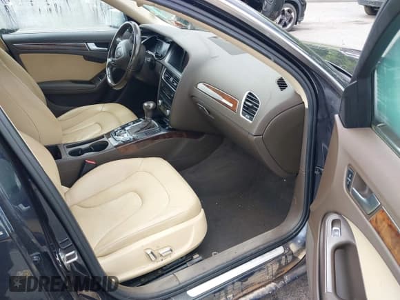 ✅ 2013 Audi A4 Premium Plus • VIN: WAUFFAFL7DN016718 • Лот: 42766242. Опубликован ранее на IAAI с пробегом 186 416 миль. Бесплатный доступ к архиву аукционных продаж из США и подробный отчёт об истории автомобиля на DreamBid. Изображение 5.