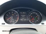 ✅ 2009 Volkswagen CC 4Motion • VIN: WVWGU73CX9E552848 • Lot: 78878774. Wystawiony na Copart z przebiegiem 159 855 mil. Bezpłatny archiwum sprzedaży aukcyjnych z USA i szczegółowy raport historii pojazdu na DreamBid. Zdjęcie 9.