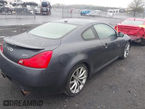 ✅ 2009 Infiniti G37 • VIN: JNKCV64E49M601987 • Лот: 42012422. Опубликован ранее на IAAI с пробегом 233 821 миль. Бесплатный доступ к архиву аукционных продаж из США и подробный отчёт об истории автомобиля на DreamBid. Изображение 4.