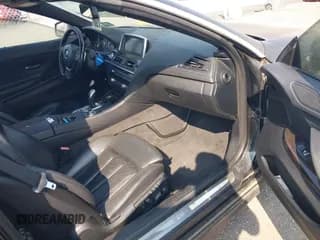 ✅ 2012 BMW 6 Series 650i • VIN: WBALZ3C5XCDL72533 • Lot: 42804395. Wystawiony na IAAI z przebiegiem 123 299 mil. Bezpłatny archiwum sprzedaży aukcyjnych z USA i szczegółowy raport historii pojazdu na DreamBid. Zdjęcie 5.