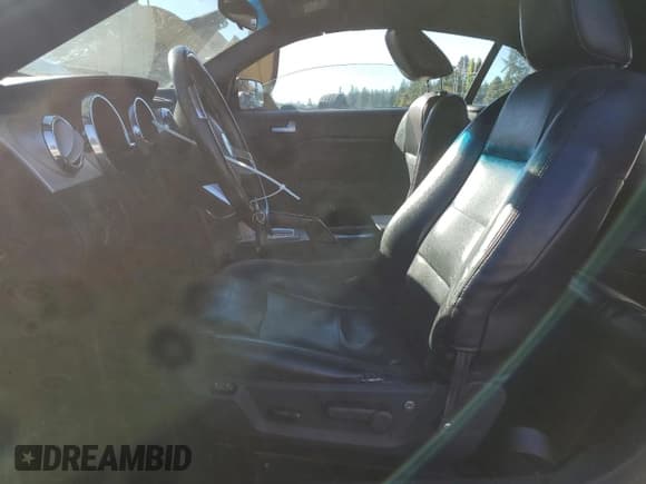 ✅ 2005 Ford Mustang Deluxe • VIN: 1ZVHT84N355247230 • Lot: 85817785. Wystawiony na Copart z przebiegiem 189 658 mil. Bezpłatny archiwum sprzedaży aukcyjnych z USA i szczegółowy raport historii pojazdu na DreamBid. Zdjęcie 7.