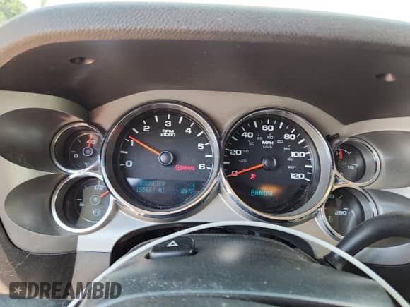 2011 Chevrolet Silverado 1500 LT z VIN 1GCRCSE06BZ293467, wystawiony jako Copart lot #80961145 z przebiegiem 155 667 mil mil oraz Szkoda całkowita • Salvage title. Historia ofert i sprzedaży dostępna na DreamBid. Obrazek 9.