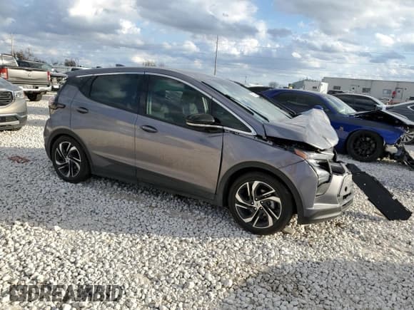 ✅ 2023 Chevrolet Bolt EV 2LT • VIN: 1G1FX6S07P4193510 • Lot: 86124304. Wystawiony na Copart z przebiegiem Nie podano. Bezpłatny archiwum sprzedaży aukcyjnych z USA i szczegółowy raport historii pojazdu na DreamBid. Zdjęcie 4.