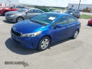 ✅ 2017 Kia Forte LX • VIN: 3KPFK4A70HE025135 • Lot: 42354259. Wystawiony na IAAI z przebiegiem 100 777 mil. Bezpłatny archiwum sprzedaży aukcyjnych z USA i szczegółowy raport historii pojazdu na DreamBid. Zdjęcie 17.