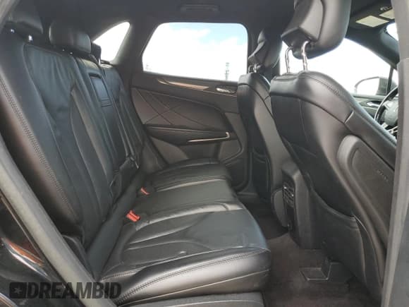 ✅ 2017 Lincoln MKC Select • VIN: 5LMCJ2C95HUL03384 • Lot: 90308095. Listed on Copart with 102,376 mi. Free auction sales archive from the USA and detailed vehicle history report at DreamBid. Image 10.