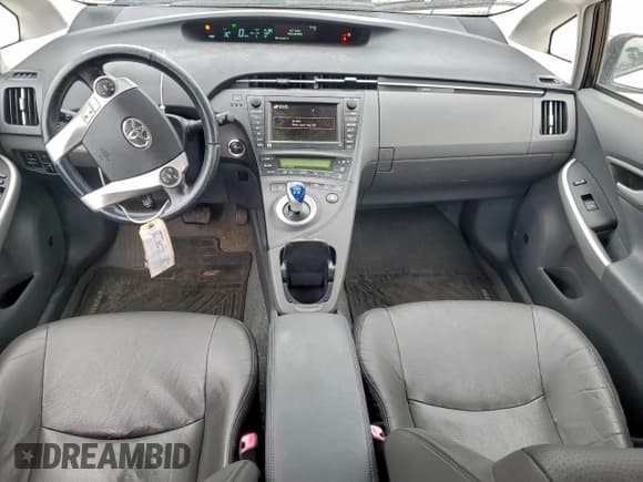 ✅ 2011 Toyota Prius I • VIN: JTDKN3DU2B0311912 • Lot: 93606825. Listed on Copart with 214,427 mi. Free auction sales archive from the USA and detailed vehicle history report at DreamBid. Image 8.