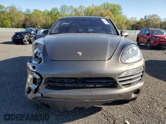 ✅ 2012 Porsche Cayenne S • VIN: WP1AB2A29CLA43084 • Lot: 53424175. Listed on Copart with Not provided. Free auction sales archive from the USA and detailed vehicle history report at DreamBid. Image 5.