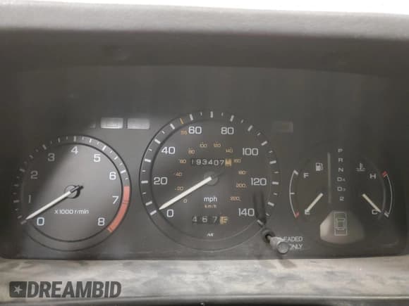 ✅ 1987 Acura Legend • VIN: JH4KA2646HC027482 • Lot: 84754354. Wystawiony na Copart z przebiegiem 193 407 mil. Bezpłatny archiwum sprzedaży aukcyjnych z USA i szczegółowy raport historii pojazdu na DreamBid. Zdjęcie 9.