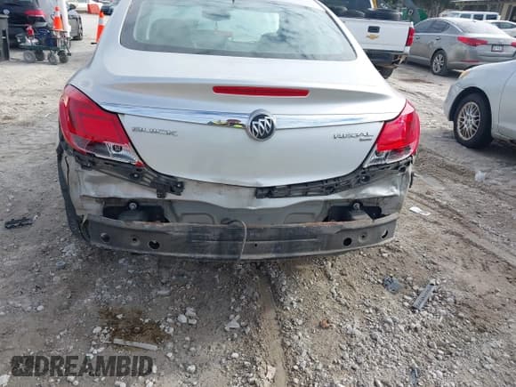 ✅ 2011 Buick Regal CXL RL1 • VIN: W04GN5EC4B1005919 • Lot: 43931506. Listed on IAAI with 70,645 mi. Free auction sales archive from the USA and detailed vehicle history report at DreamBid. Image 6.