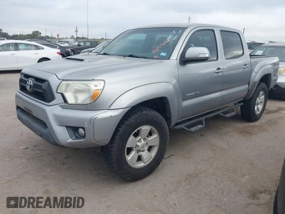 ✅ 2014 Toyota Tacoma PreRunner • VIN: 3TMJU4GN5EM164804 • Лот: 43757253. Опубликован ранее на IAAI с пробегом 166 764 миль. Бесплатный доступ к архиву аукционных продаж из США и подробный отчёт об истории автомобиля на DreamBid. Изображение 2.