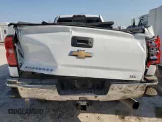 2016 Chevrolet Silverado 3500HD LTZ с VIN 1GC4K0E84GF210473, выставлен на аукционе Copart как лот 75075694 с пробегом 149 376 миль миль и Списание • Salvage title. История ставок и продаж доступна на DreamBid. Изображение 6.