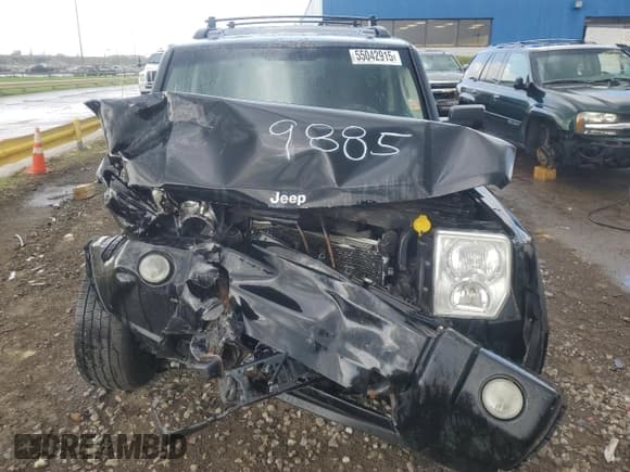 ✅ 2008 Jeep Commander Sport • VIN: 1J8HG48KX8C149885 • Lot: 55042915. Listed on Copart with 243,357 mi. Free auction sales archive from the USA and detailed vehicle history report at DreamBid. Image 5.