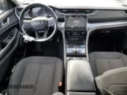 ✅ 2022 Jeep Grand Cherokee Laredo • VIN: 1C4RJKAG0N8623705 • Lot: 90121565. Wystawiony na Copart z przebiegiem 40 108 mil. Bezpłatny archiwum sprzedaży aukcyjnych z USA i szczegółowy raport historii pojazdu na DreamBid. Zdjęcie 8.