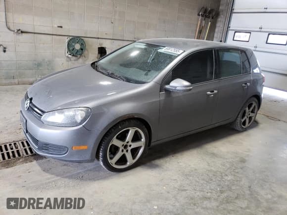 ✅ 2010 Volkswagen Golf • VIN: WVWDA7AJ2AW087350 • Lot: 69812555. Listed on Copart with 151,292 mi. Free auction sales archive from the USA and detailed vehicle history report at DreamBid. Image 1.