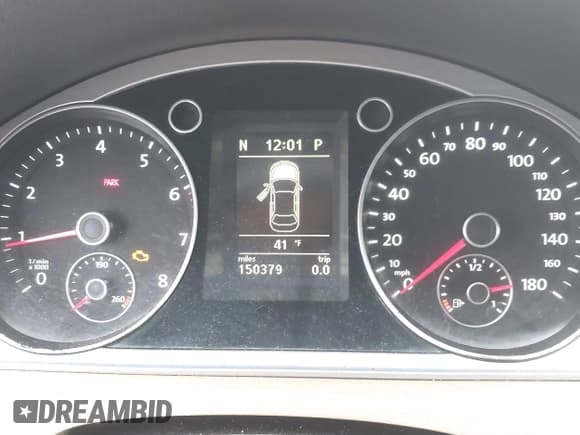 ✅ 2013 Volkswagen CC R-Line • VIN: WVWBP7AN1DE500863 • Lot: 40929279. Listed on IAAI with 150,379 mi. Free auction sales archive from the USA and detailed vehicle history report at DreamBid. Image 7.