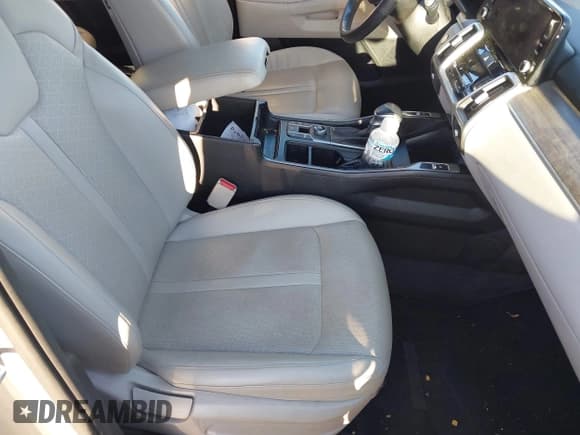 ✅ 2022 Kia Sorento X-Line EX • VIN: 5XYRHDLF7NG070362 • Lot: 42041071. Wystawiony na IAAI z przebiegiem 54 129 mil. Bezpłatny archiwum sprzedaży aukcyjnych z USA i szczegółowy raport historii pojazdu na DreamBid. Zdjęcie 5.