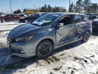 ✅ 2025 Nissan LEAF SV Plus • VIN: 1N4CZ1CV7SC565286 • Lot: 42602975. Wystawiony na Copart z przebiegiem 207 mil. Bezpłatny archiwum sprzedaży aukcyjnych z USA i szczegółowy raport historii pojazdu na DreamBid. Zdjęcie 1.