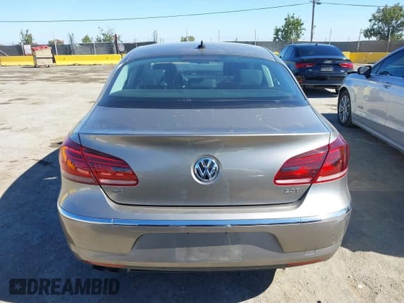 ✅ 2013 Volkswagen CC R-Line • VIN: WVWBP7AN5DE516953 • Lot: 42920630. Listed on IAAI with 107,428 mi. Free auction sales archive from the USA and detailed vehicle history report at DreamBid. Image 16.