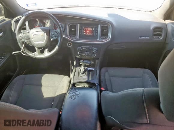 ✅ 2017 Dodge Charger SE • VIN: 2C3CDXBG2HH643191 • Lot: 91108495. Listed on Copart with 190,339 mi. Free auction sales archive from the USA and detailed vehicle history report at DreamBid. Image 8.