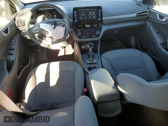 ✅ 2020 Hyundai Ioniq Blue • VIN: KMHC65LC7LU234062 • Lot: 82421715. Listed on Copart with 142,468 mi. Free auction sales archive from the USA and detailed vehicle history report at DreamBid. Image 8.