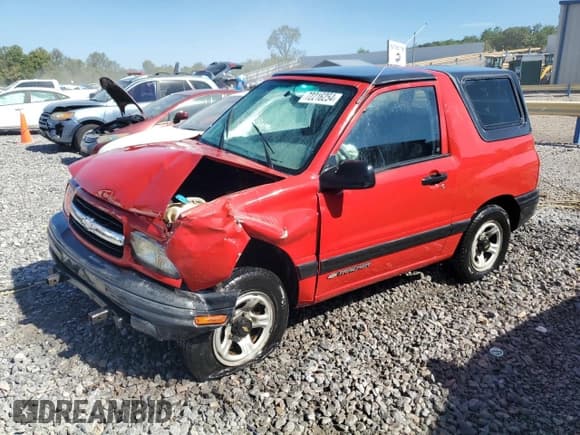 ✅ 1999 Chevrolet Tracker • VIN: 2CNBE1862X6931542 • Лот: 72216254. Опубликован ранее на Copart с пробегом 179 527 миль. Бесплатный доступ к архиву аукционных продаж из США и подробный отчёт об истории автомобиля на DreamBid. Изображение 1.