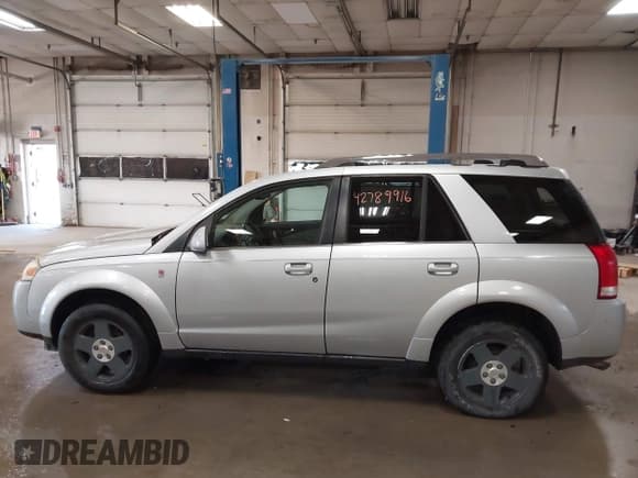 ✅ 2006 Saturn VUE • VIN: 5GZCZ63456S899762 • Lot: 42789916. Wystawiony na IAAI z przebiegiem 226 225 mil. Bezpłatny archiwum sprzedaży aukcyjnych z USA i szczegółowy raport historii pojazdu na DreamBid. Zdjęcie 14.